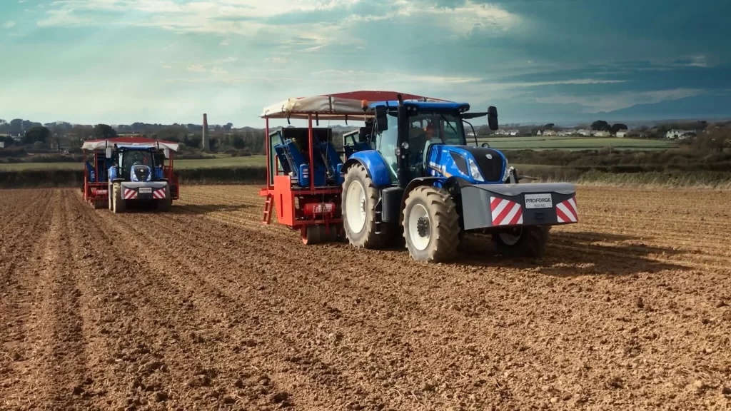 Riviera produce tractor